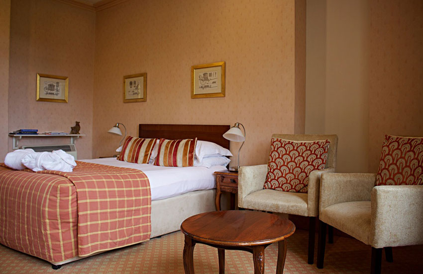 Valley View - Room 9